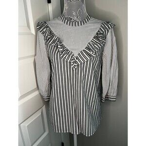 Express Ruffle Quarter Sleeve Blouse sz Medium